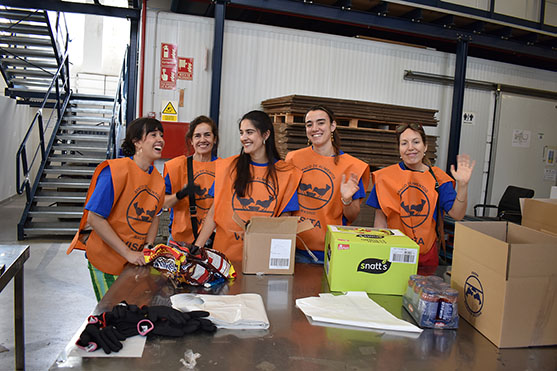 Voluntariado_Corporativo_T2O_Media_Banco_de_Alimentos_de_Madrid_Almacen_de_San_Fernando_Interior Voluntariado Corporativo de la empresa T2ó Media en Banco de Alimentos de Madrid en el interior del almacén de San Fernando Interior